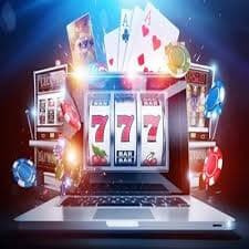 Featured Games category tabs showing Live Casino, Slots, Sportsbook on moveon88 mobile screen